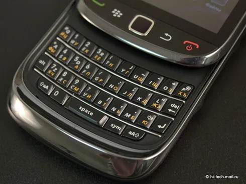 Обзор Blackberry Torch 9800. Самый дорогой бизнес-смартфон
