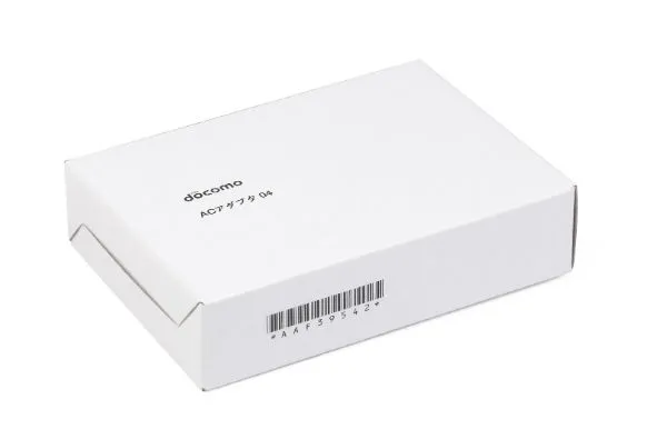 Упаковка зарядного устройства планшета Sony Xperia Tablet Z