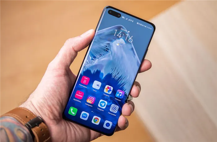 Huawei P40 Pro фронтальная камера не мешает