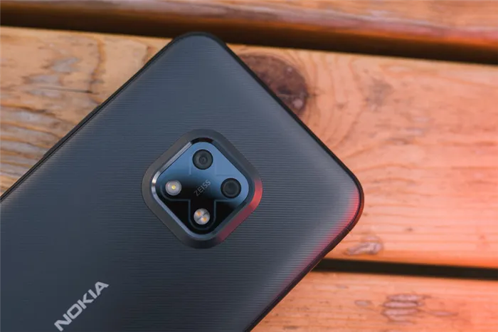 Неубиваемые Nokia возвращаются: первый в России обзор Nokia XR20