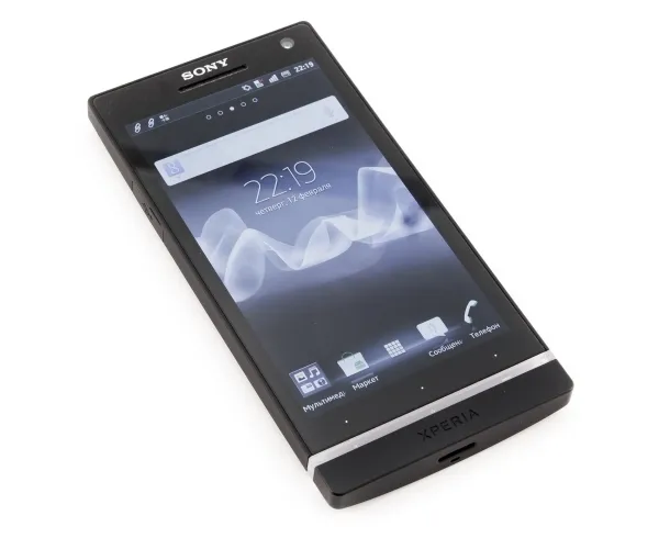 Sony Xperia S — общий вид