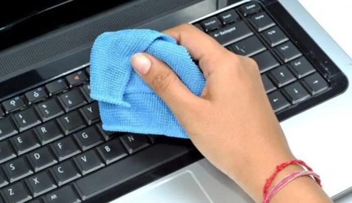Как чистить клавиатуру